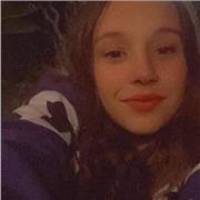 Studentessa di Ingegneria Biomedica con B2 di inglese impartisce lezione di inglese